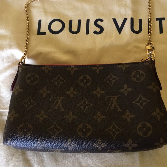 Louis Vuitton Monogram Pallas Clutch - Picture 5 of 9